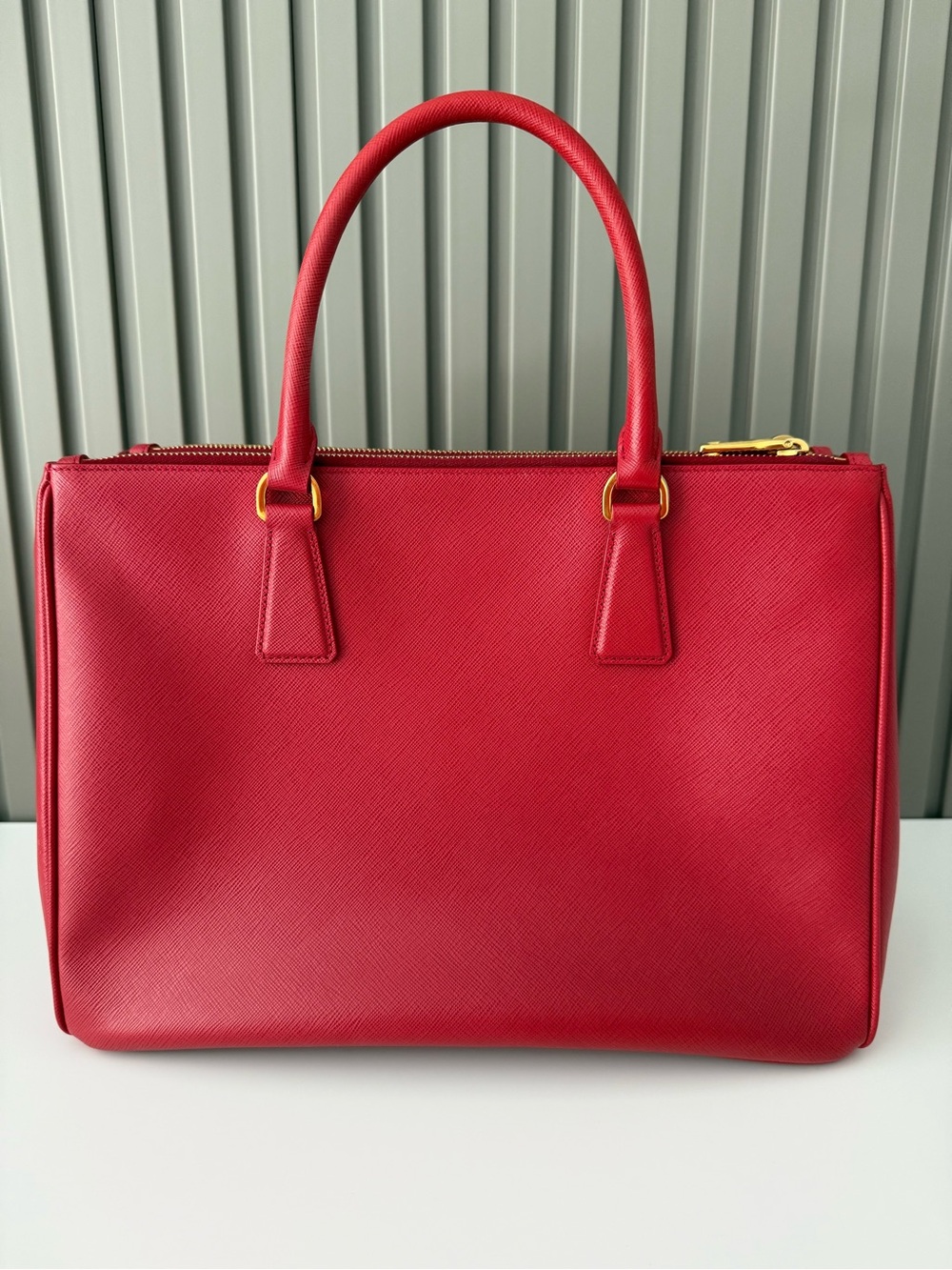 Red Prada Galleria Saffiano Large Leather Bag - Picture 6 of 9